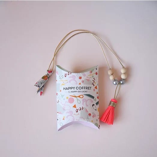 collier pompon happy go lucky chez laurette