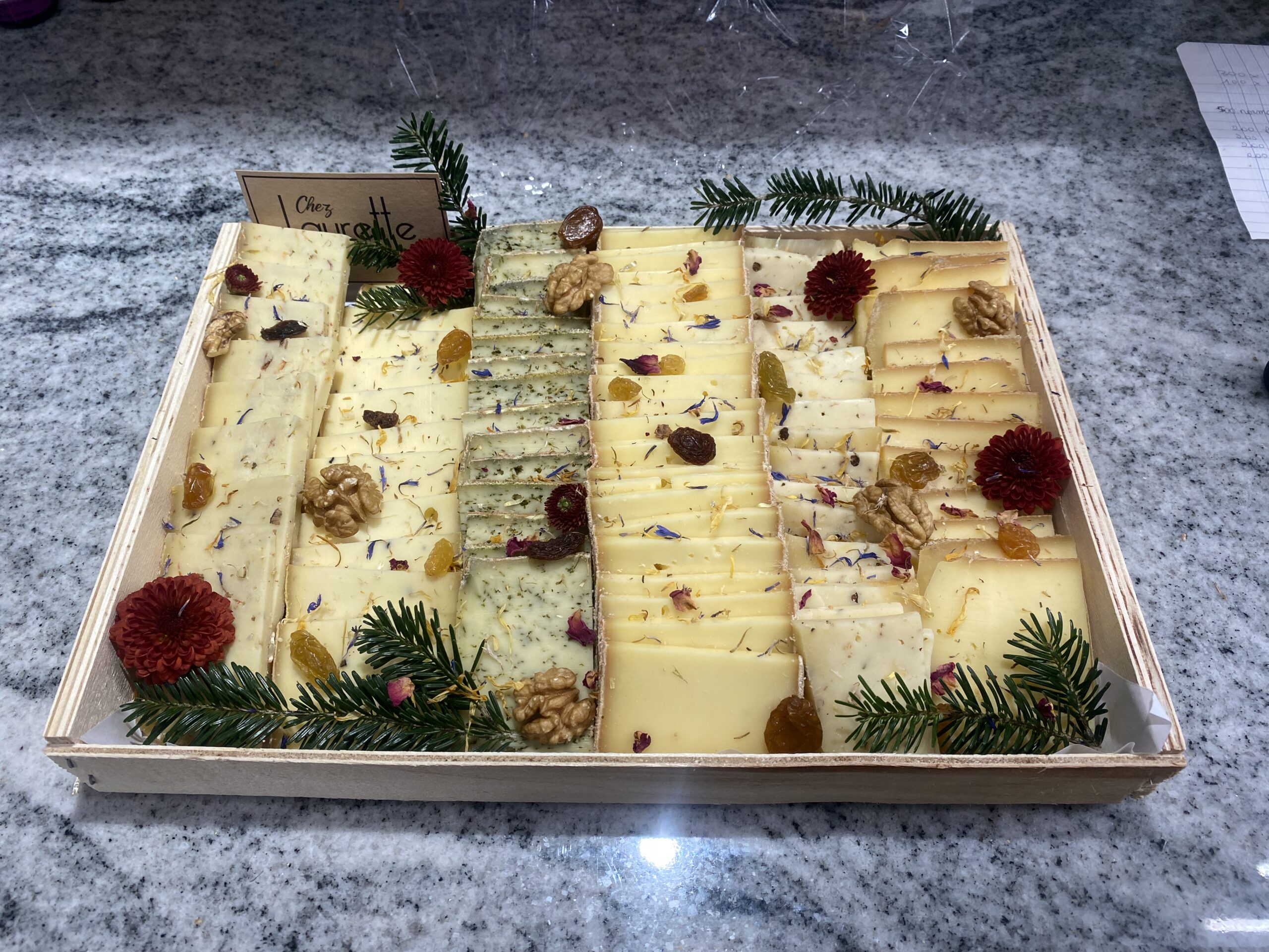 chez-laurette-concept-store-marseille-raclette-article