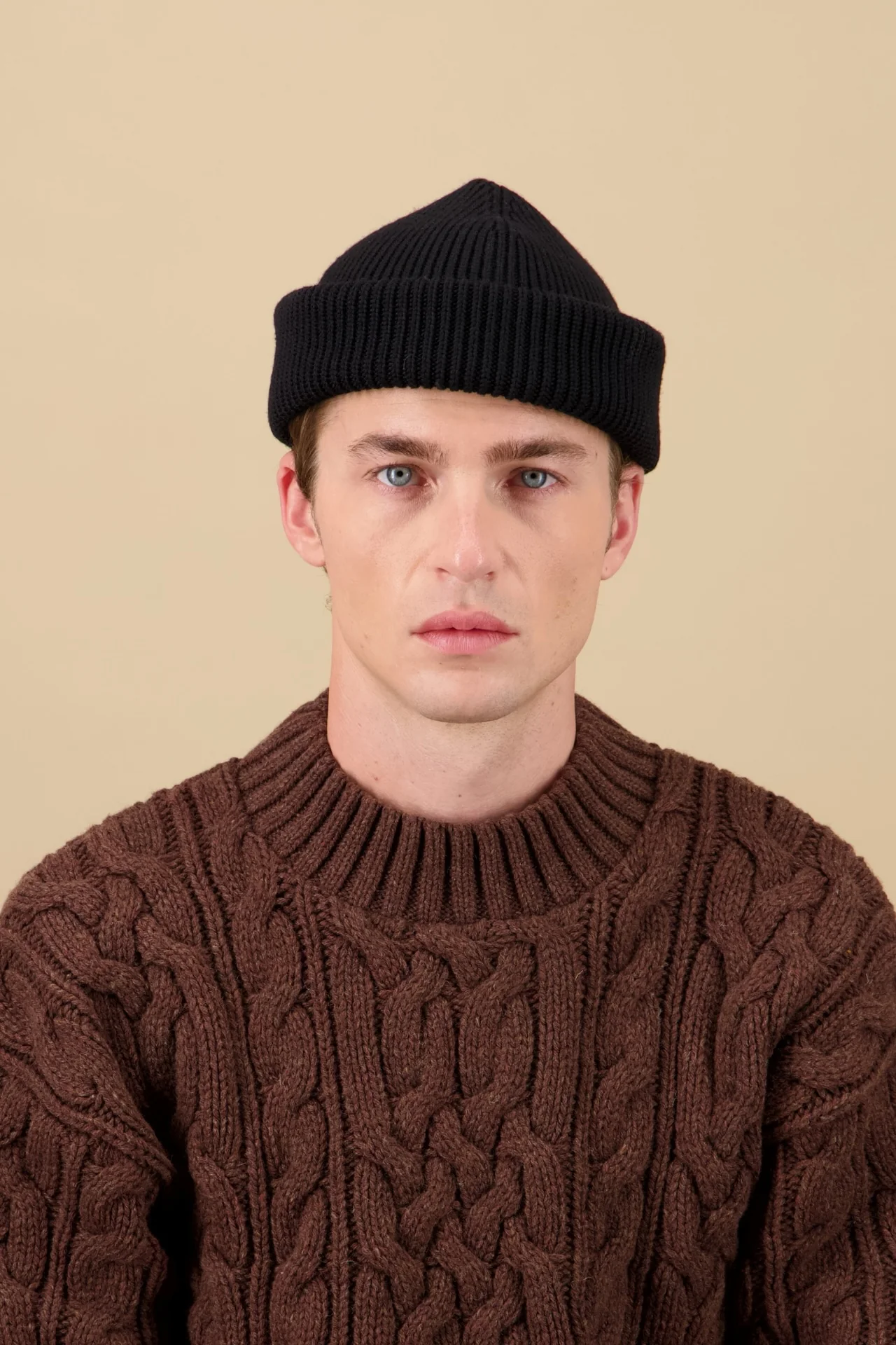 chez-laurette-conceptstore-marseille-nitto-knitwear-bonnet-noir