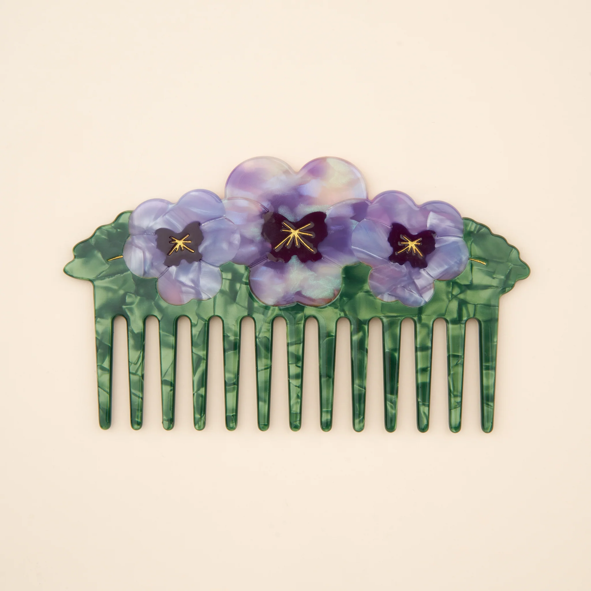 coucou-suzette-accessoire-accessory-cadeau-gift-tendance-mode-trendy-fashion-anniversaire-10-ans-peigne-comb-acetate-fleurs-flower-pensee-pansy-violet-purple-chez-laurette-conceptstore-marseille coucou-suzette-accessoire-accessory-cadeau-gift-tendance-mode-trendy-fashion-anniversaire-10-ans-peigne-comb-acetate-fleurs-flower-pensee-pansy-violet-purple-chez-laurette-conceptstore-marseille