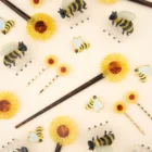 coucou-suzette-accessoire-accessory-cadeau-gift-tendance-trendy-fashion-garden-party-barrette-cheveux-hair-clip-flower-fleur-tournesol-sunflower-chez-laurette-concepstore-marseille
