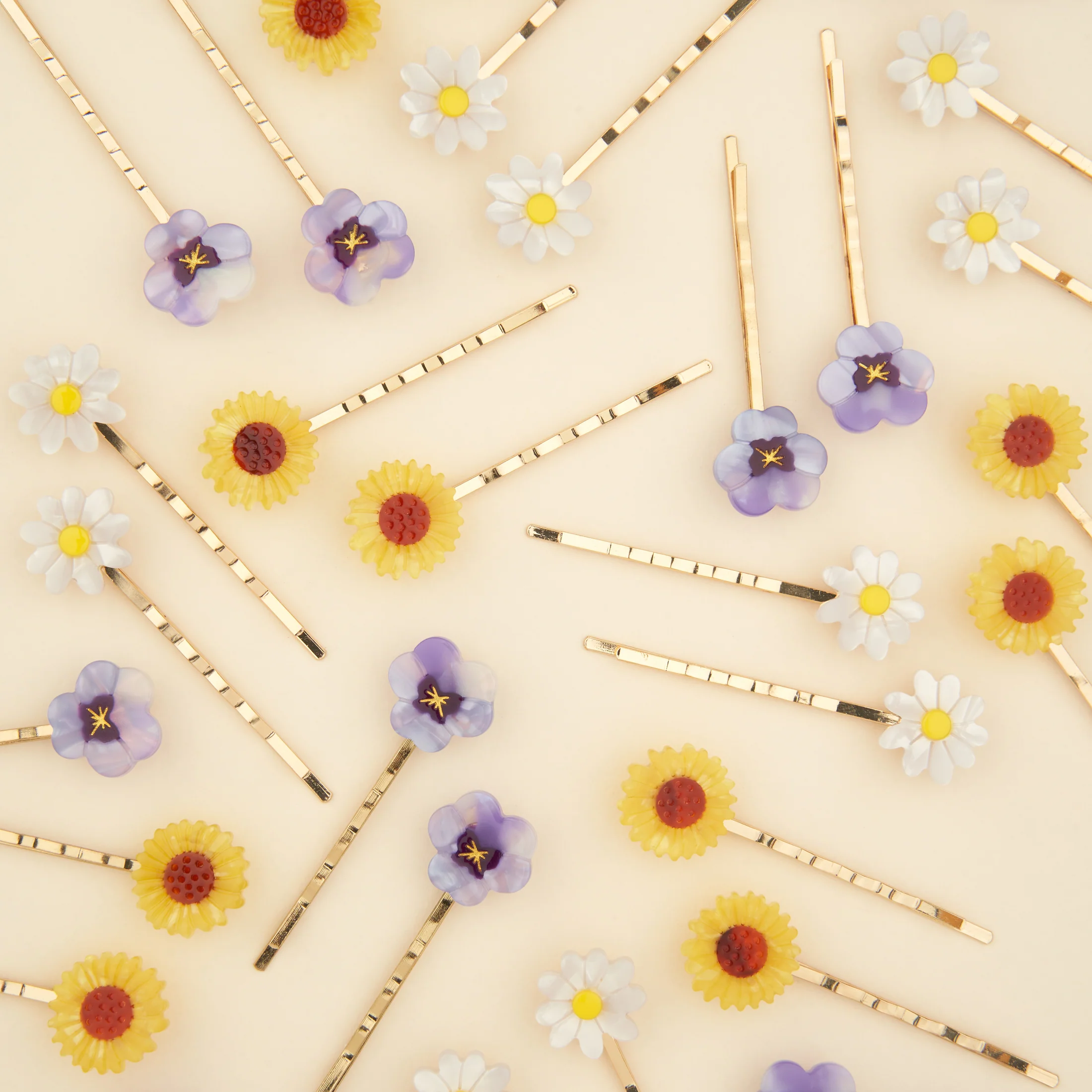coucou-suzette-accessoire-accessory-cadeau-gift-tendance-trendy-fashion-garden-party-barrette-cheveux-hair-clip-flower-fleur-tournesol-sunflower-chez-laurette-concepstore-marseille