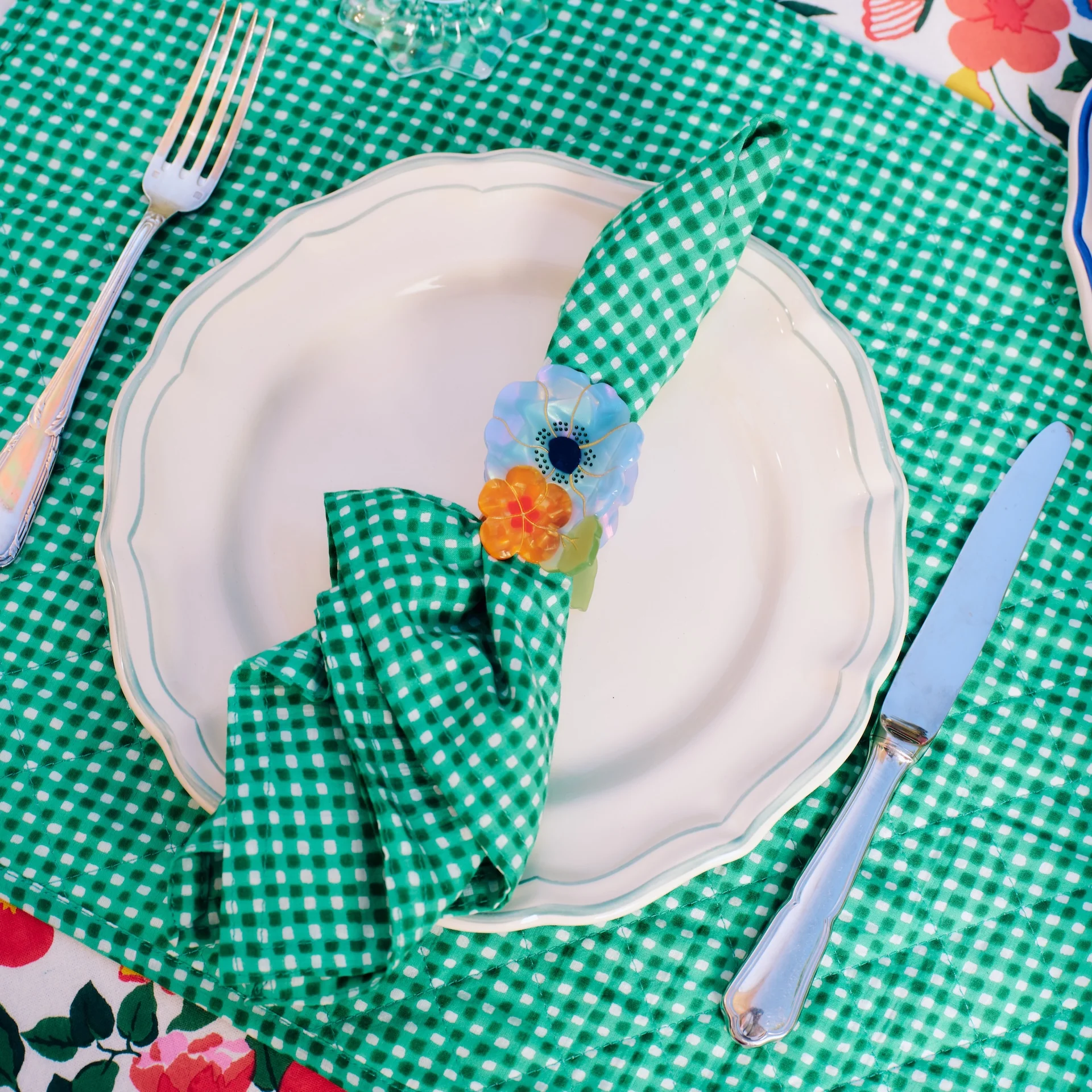coucou-suzette-accessoire-cadeau-gift-tendance-ete-summer-collab-lucas-du-tertre-petite-pince-cheveux-small-hair-claw-floral-fleurs-flowers-bouquet-chez-laurette-marseille