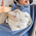 poncho-bebe-bleu-bambou-coeur-pyjama-bebe-mixte-original-chaud-chez-laurette-marseille-conceptstore-mellipou